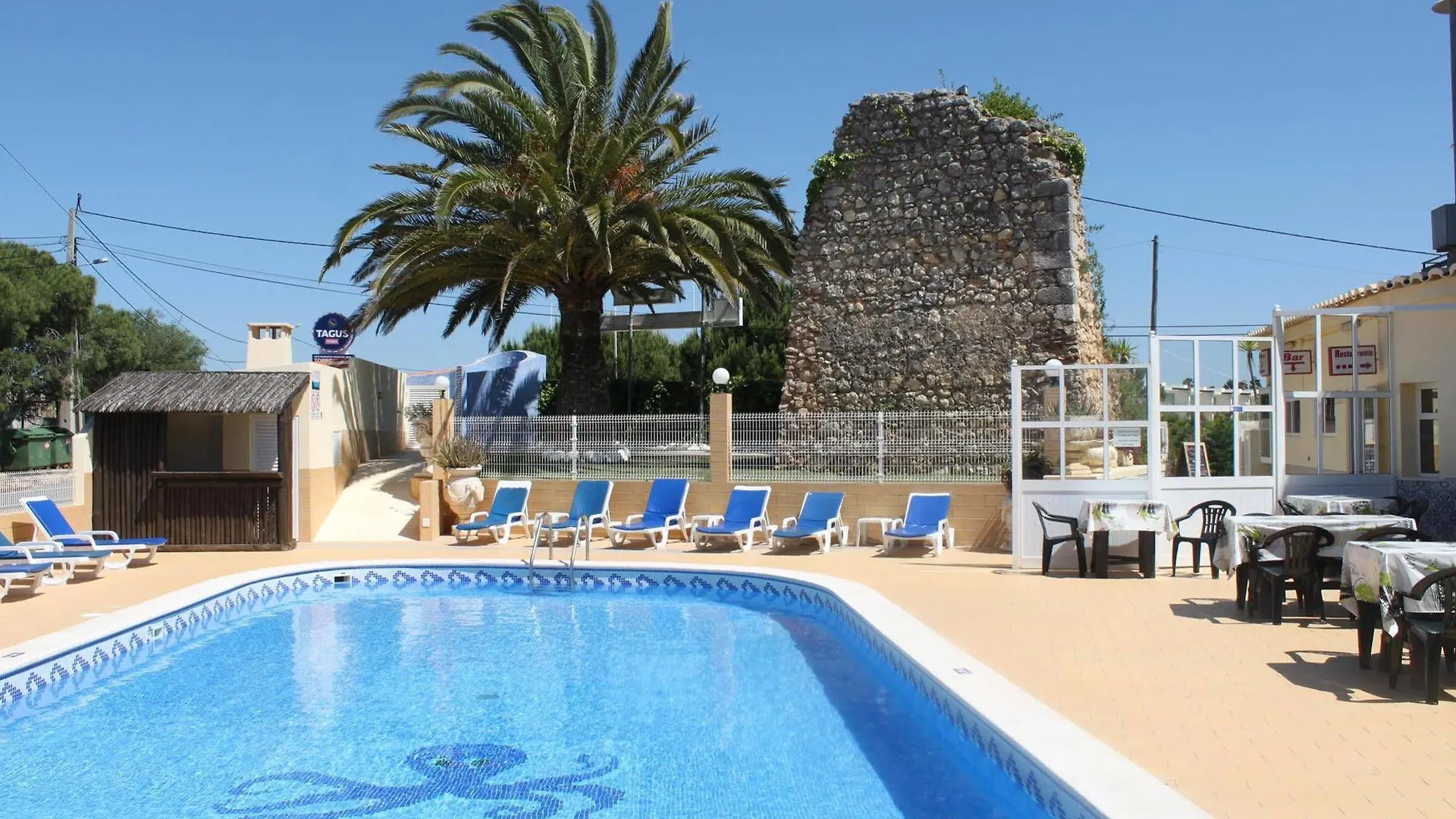 Torre Velha Al Hotel Albufeira Guest house
